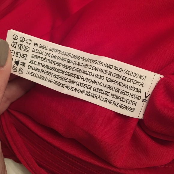 Red Ribbed Mini Skirt - Picture 6 of 8